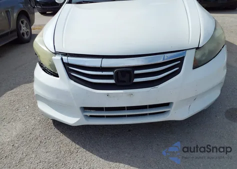 2011 Honda Accord 2.4 Ex-L z USA, uszkodzony, nr VIN 1HGCP2F8XBA038335